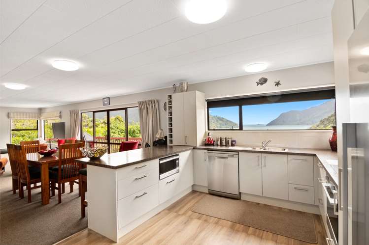 9 Field Terrace Okiwi Bay_6