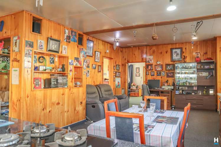 1 Ross Street Dunollie_6