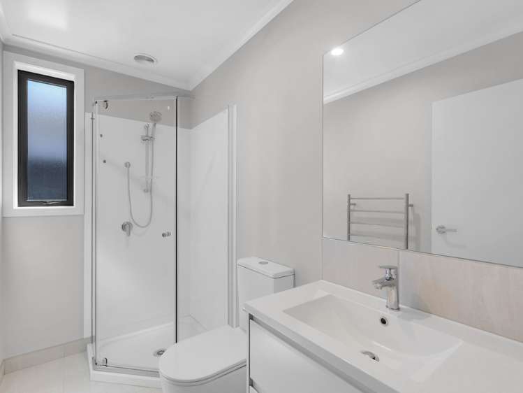 30 Waruhia Crescent Rototuna North_12