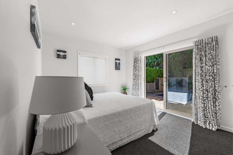 8 Kawai Rise Te Atatu Peninsula_18