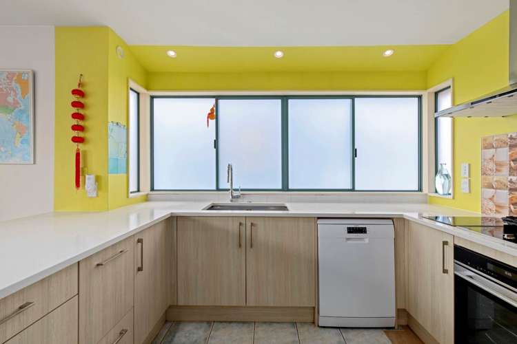 1/208 East Coast Road Forrest Hill_6