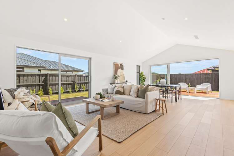 52 Greig Crescent Amberley_4