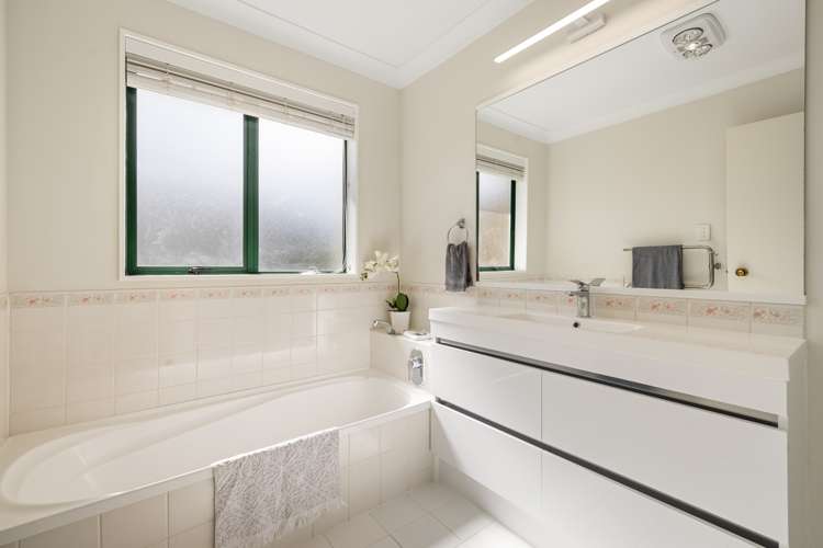 18 Beaumaris Boulevard Bethlehem_15