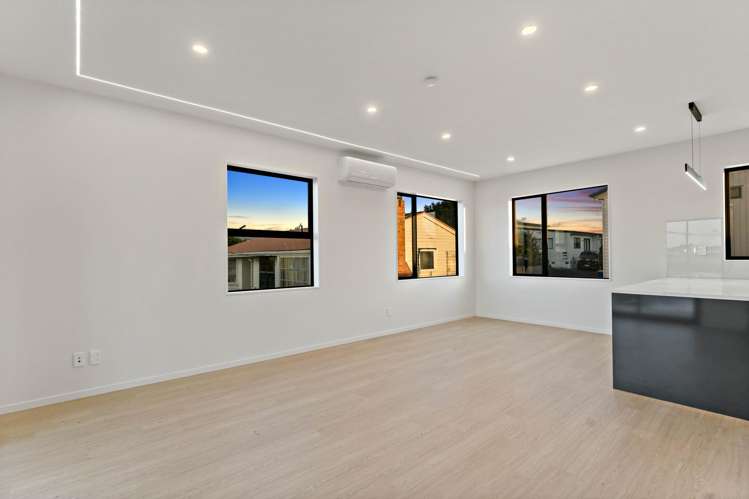 1/16 Binsted Road New Lynn_9