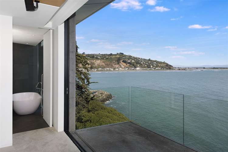 1 Whitewash Head Road Scarborough_34