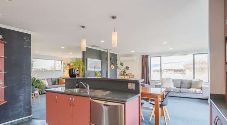 109 Govan Drive Te Anau_5