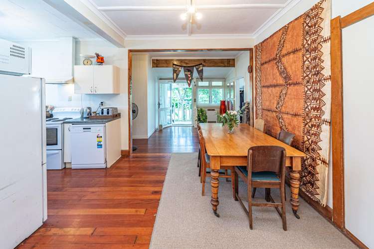 12 Plymouth Street Wanganui Central_12