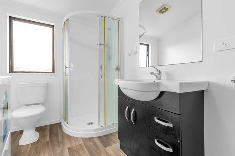 13E Korimako Street 1067_8