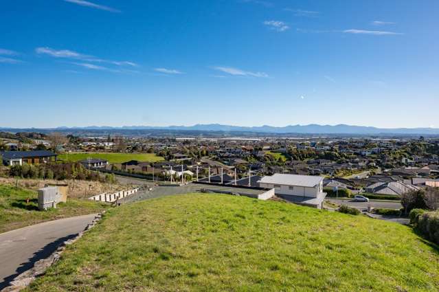 Prestigious Pioneer Heights