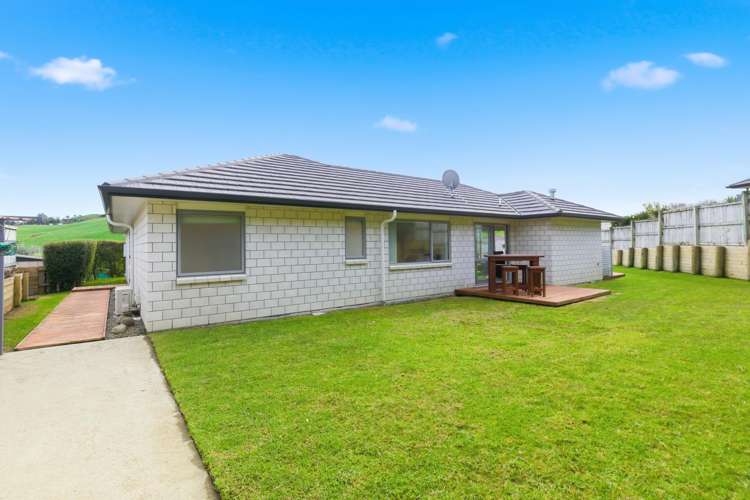 119 Ballintoy Park Drive Welcome Bay_14