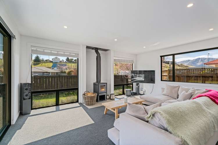 22 Hewson Crescent Lake Hawea_7