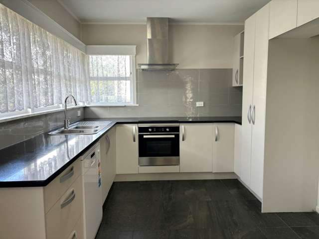 7 Dowling Place Pakuranga_2