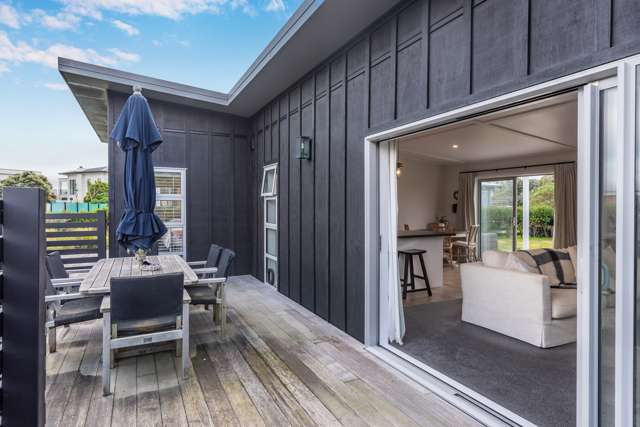 6 Olliver Grove Waikanae Beach_1