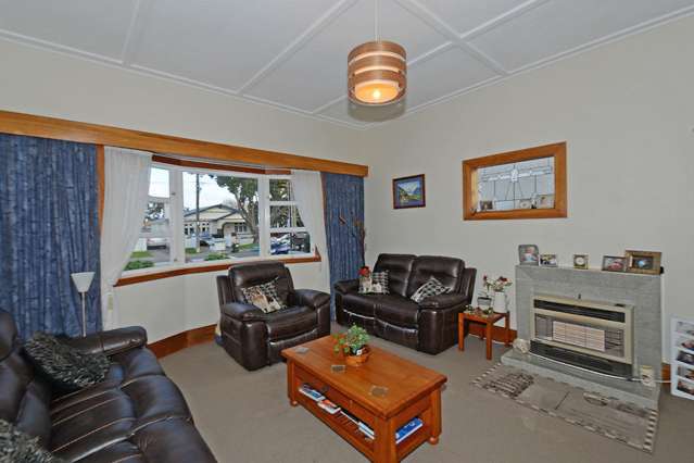 15 Bracken Street Petone_4