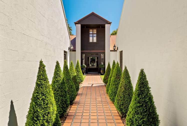 221 Awai Road Tarurutangi_7