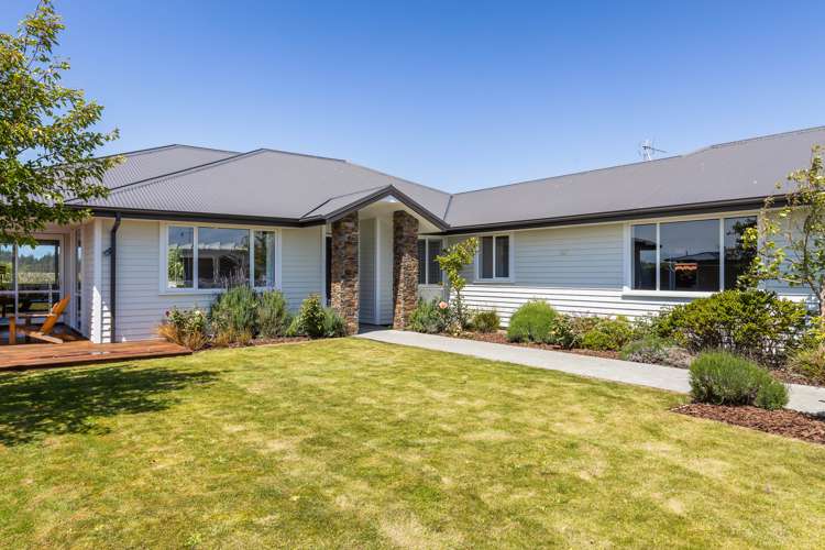 2 Marangai Drive Pegasus_4