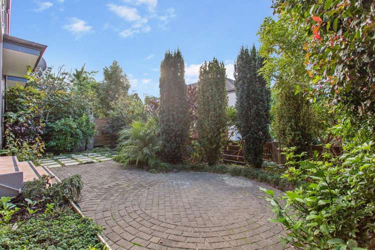 3/24A Claude Road 1662_16