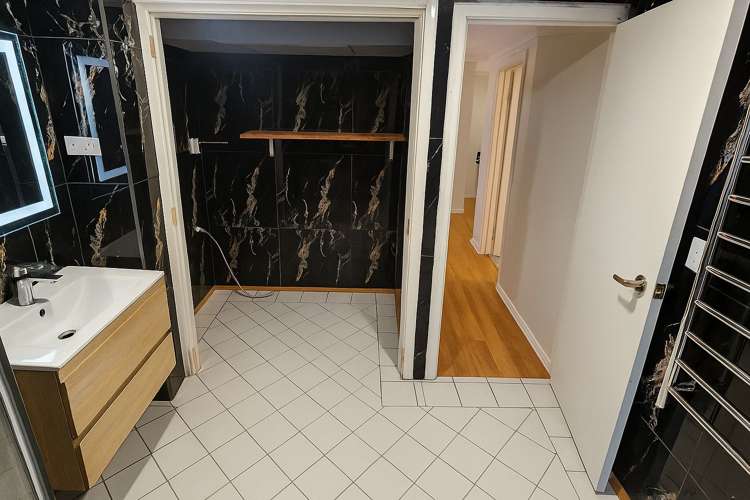 2/6 Makora Road Massey_8