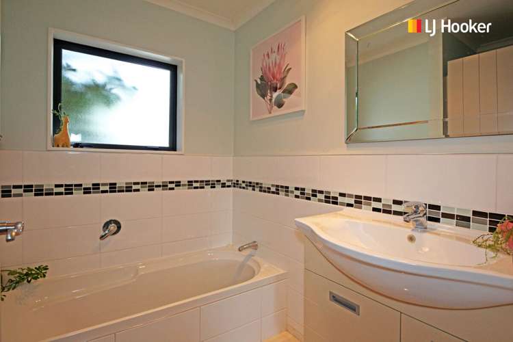 7 Holm Avenue Broad Bay_21