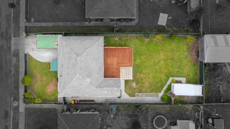 27 Hewer Crescent Naenae_20