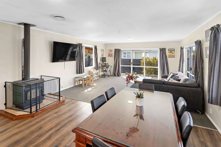 25 Surrey Street Solway_6