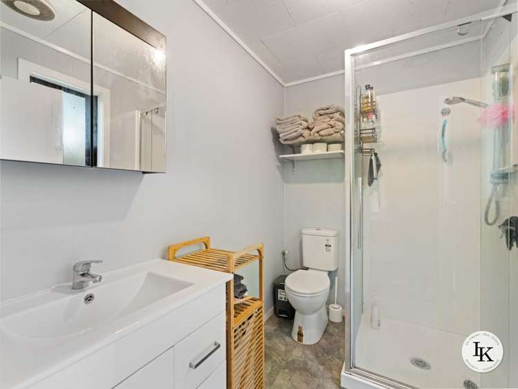 151 Boundary Road Clover Park_19