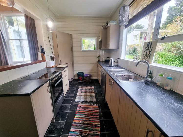 20 Makomako Street Pongaroa_2