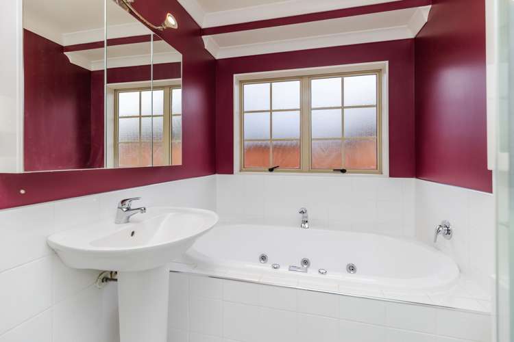 32 Miers Glade Rototuna North_7