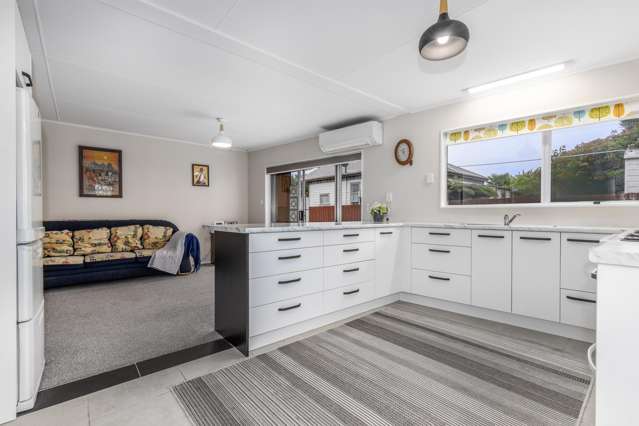 4/4 Princes Street Levin_2