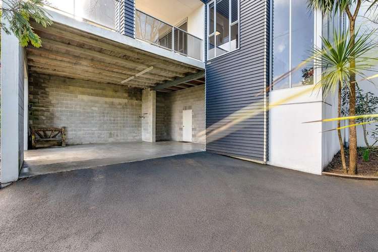 370A River Road 1055_20