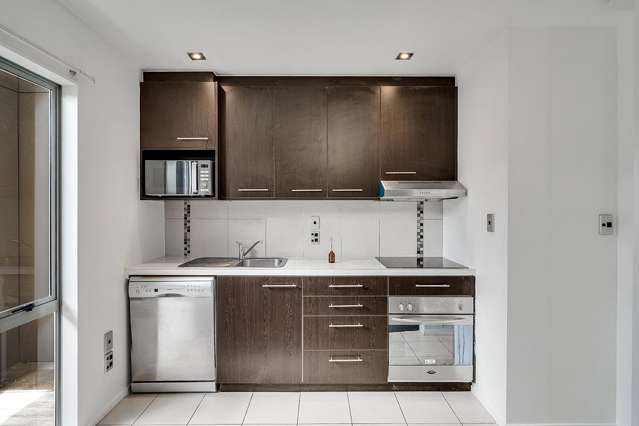 14E Dowding Street 1107_4