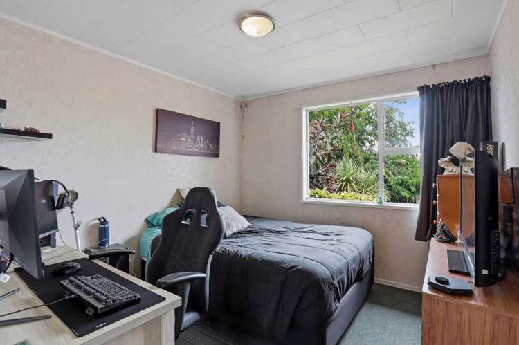 7 Temuri Place Glendene_8