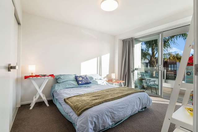 109/17 Link Crescent Stanmore Bay_4