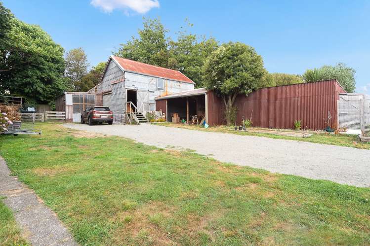 2900 Kimbolton Road Kimbolton_13