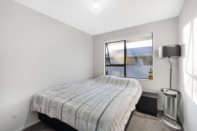 10/82 Bishop Street St. Albans_8