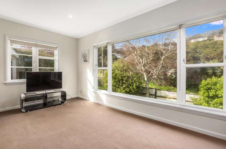 17 Kiriwai Road Paremata_8