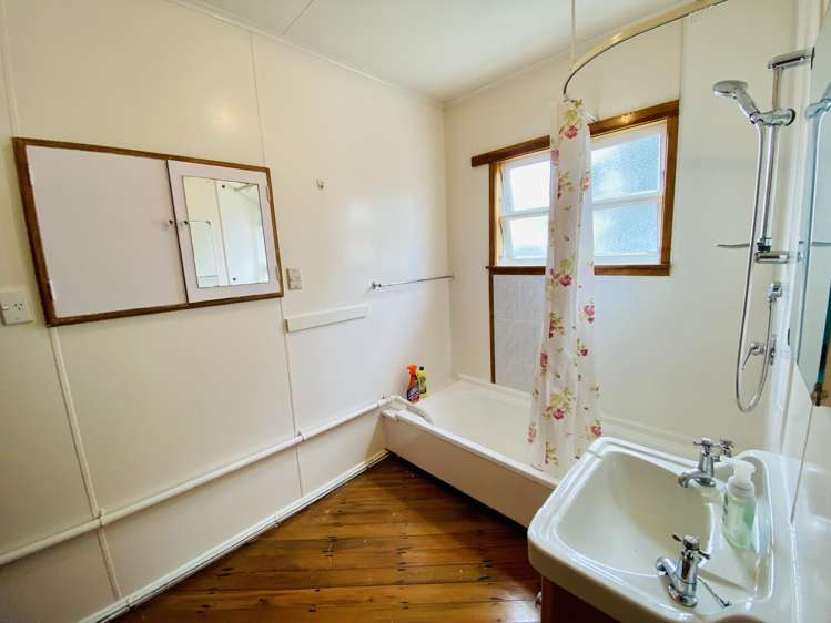 3/184 Powderham Street New Plymouth_13