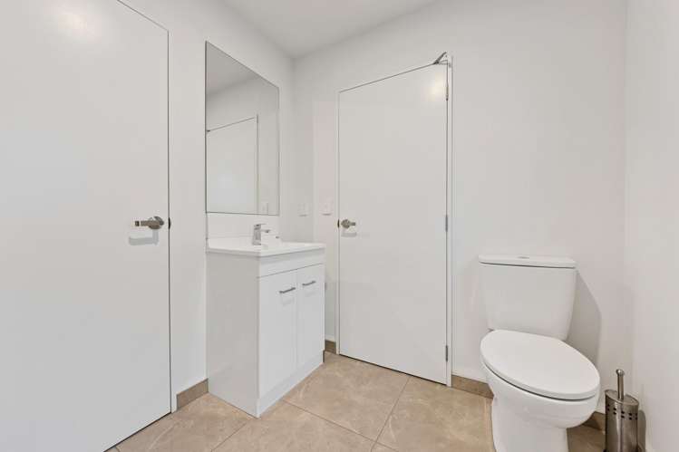 23 Verlamio Lane Edgeware_11