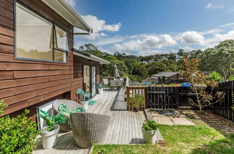 1/111 Spinella Drive Bayview_18