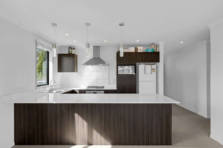 2/65E Metcalfe Road Ranui_8