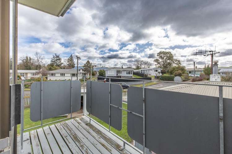 1 Jull Crescent Waipukurau and Surrounds_7