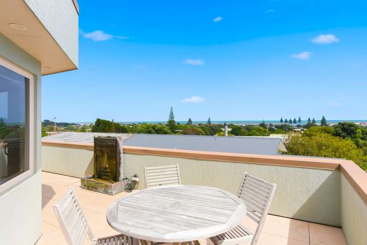 43 Manuka Street Otaki Beach_16