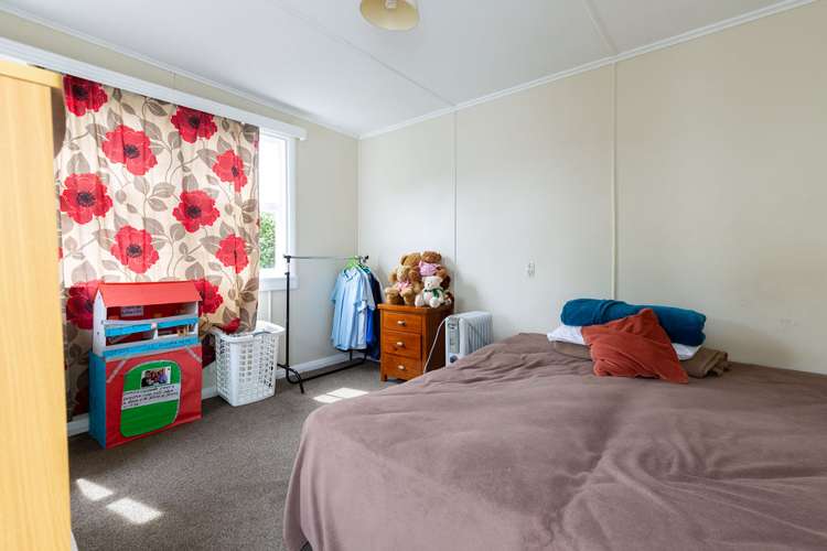 97 Emano Street Toi Toi_4