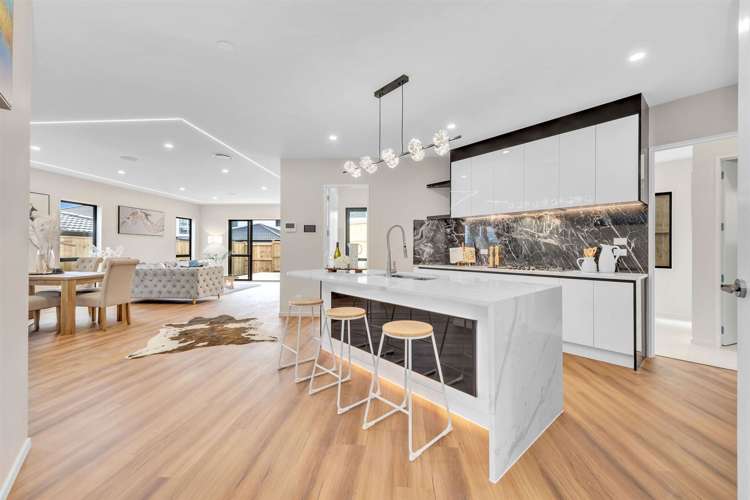 22 Koromeke Street Flat Bush_3