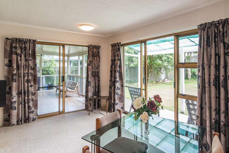 15 Knights Grove Otaki_23