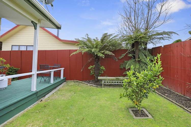 2/153 Spa Road Taupo_18