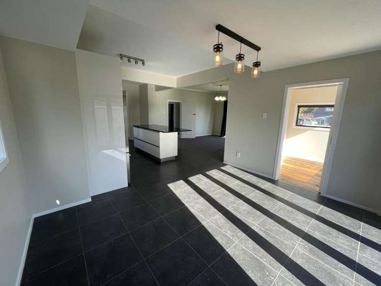 23 List Street 10859_4
