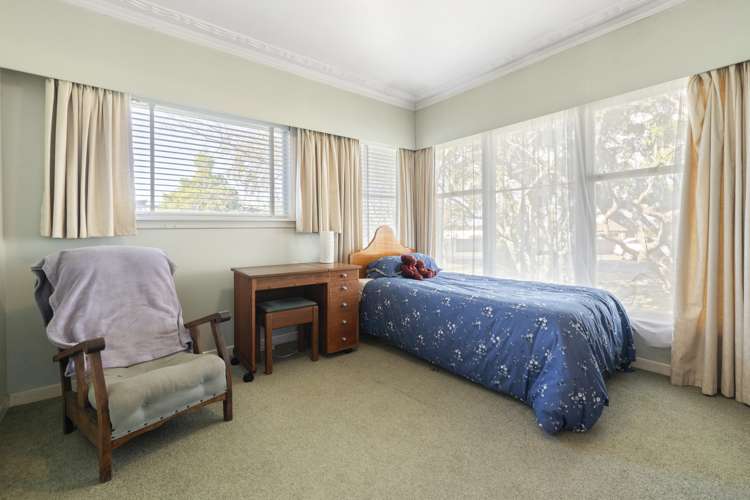 23 Bradbury Road Botany Downs_15