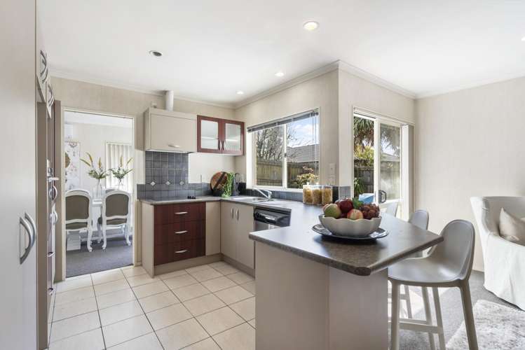 9 Ballydonegan Rise East Tamaki_7