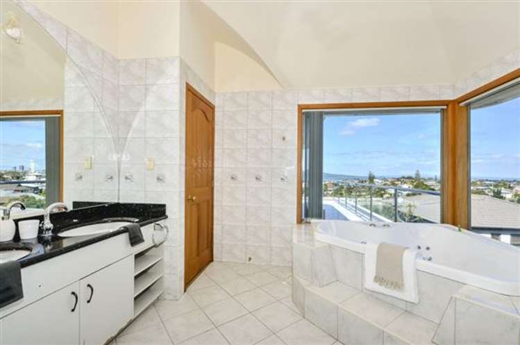 99 East Coast Road Castor Bay_20